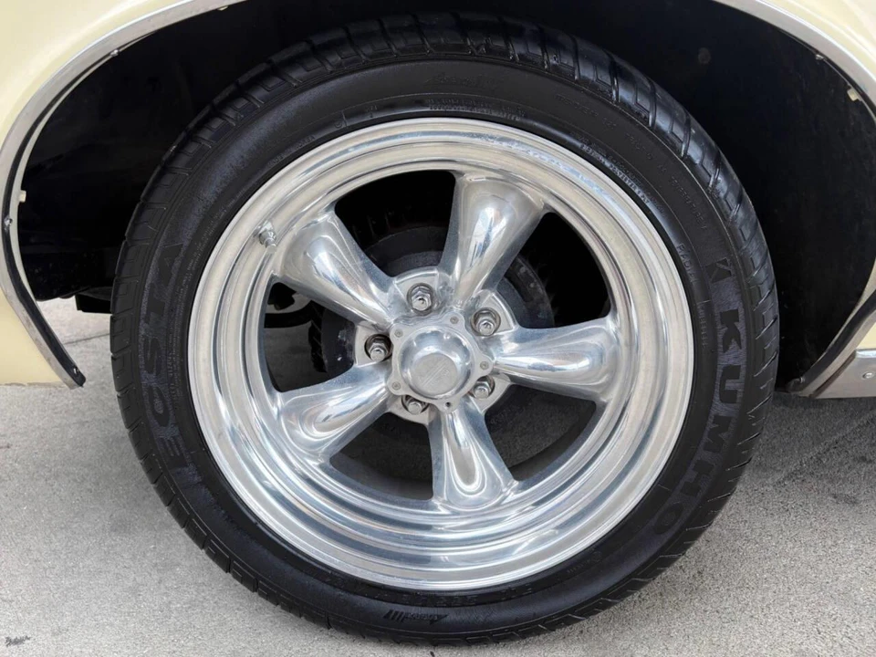 1967 Pontiac LeMans 2nd Gen - Image 25 of 31
