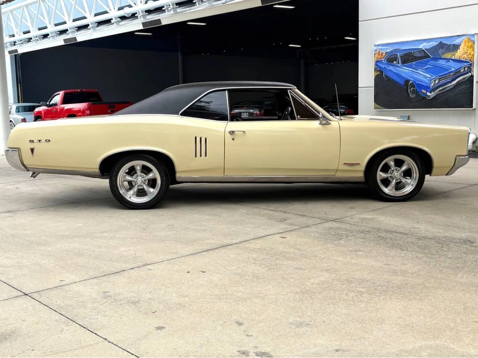 1967 Pontiac LeMans 2nd Gen - Image 5 of 31