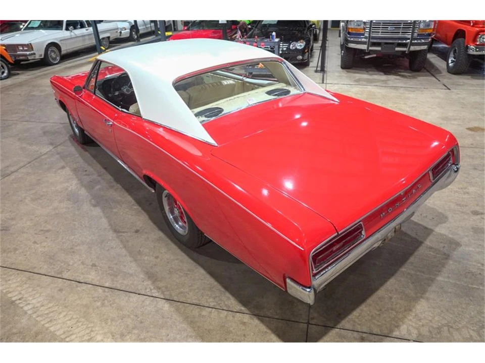 1967 Pontiac Tempest - Image 16 of 31