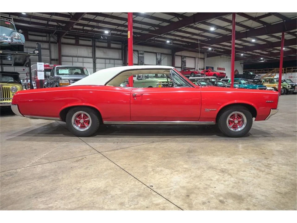 1967 Pontiac Tempest - Image 10 of 31