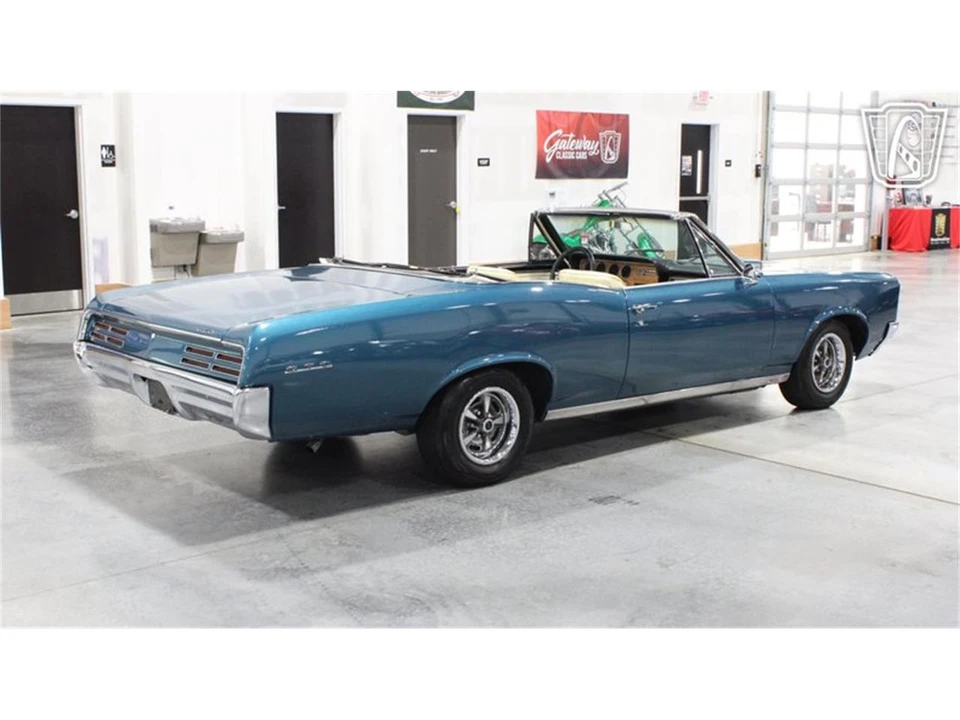 1967 Pontiac Tempest - Image 3 of 31