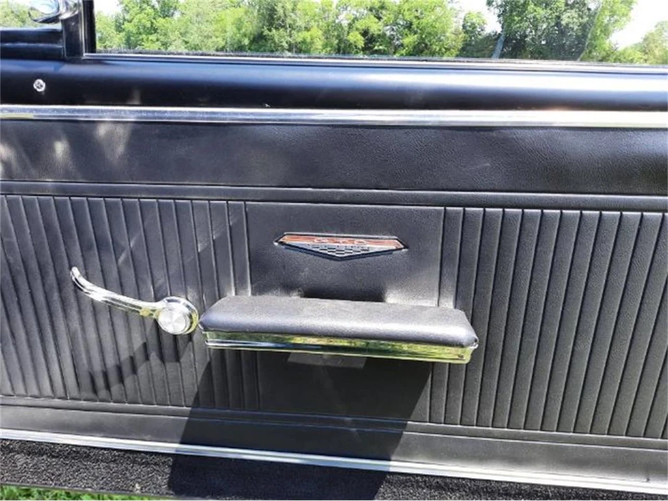 1967 Pontiac Tempest - Image 8 of 25