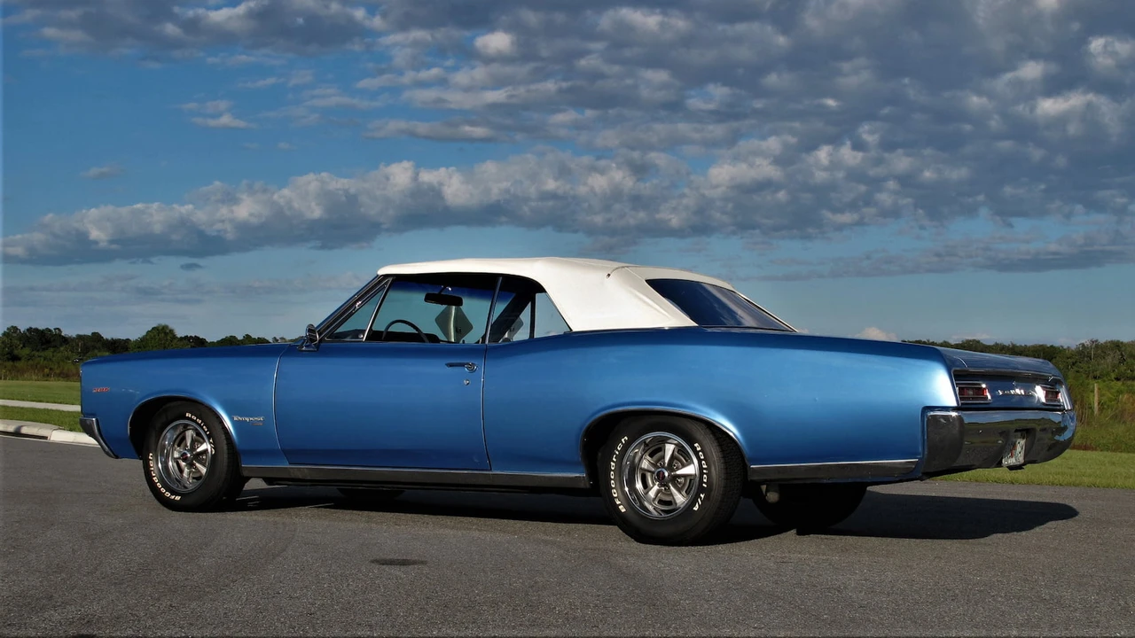 1967 Pontiac Tempest - Image 13 of 14