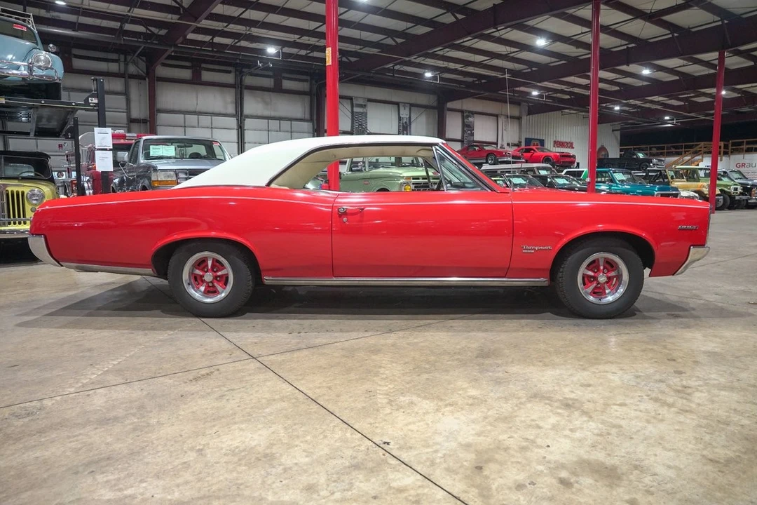 1967 Pontiac Tempest - Image 10 of 31