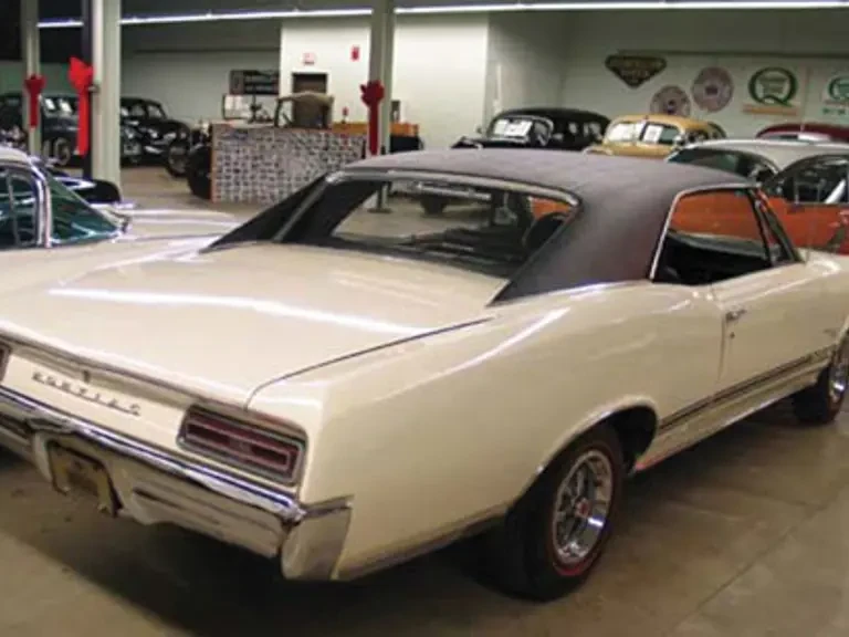 1967 Pontiac Tempest - Image 7 of 8