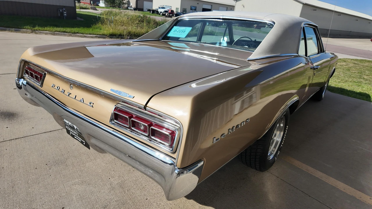 1967 Pontiac LeMans 2nd Gen - Image 7 of 31