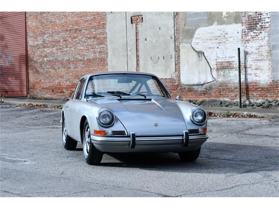 1967 Porsche 911 F-Body SWB - Image 26 of 31