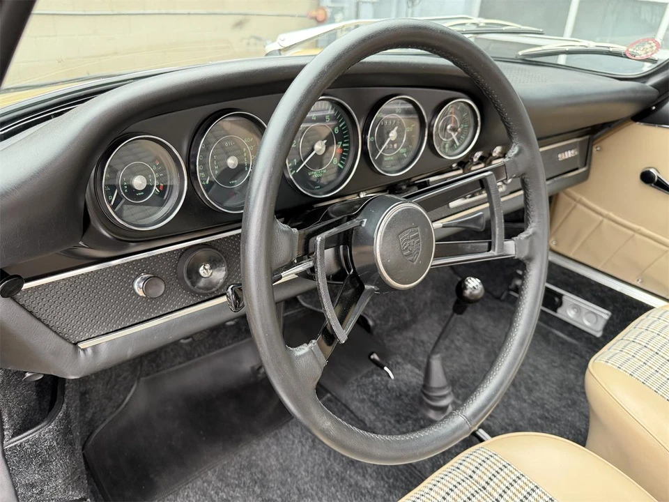 1967 Porsche 911 S F-Body SWB - Image 9 of 14