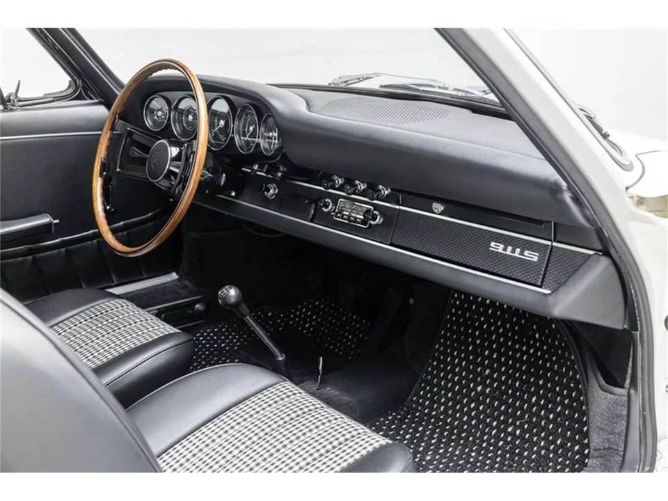1967 Porsche 911 S F-Body SWB - Image 16 of 31