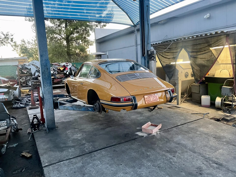 1967 Porsche 911 S F-Body SWB - Image 29 of 31
