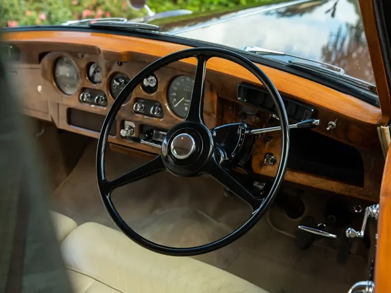 1967 Rolls-Royce Phantom V - Image 13 of 31