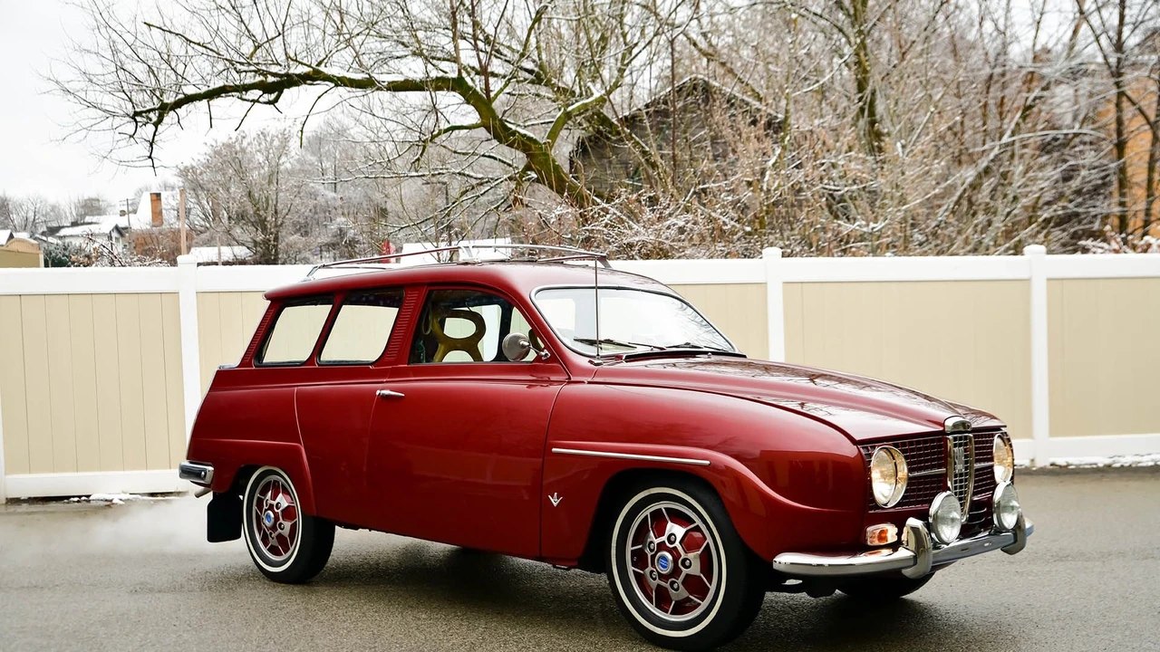 1967 Saab 95 - Image 12 of 31