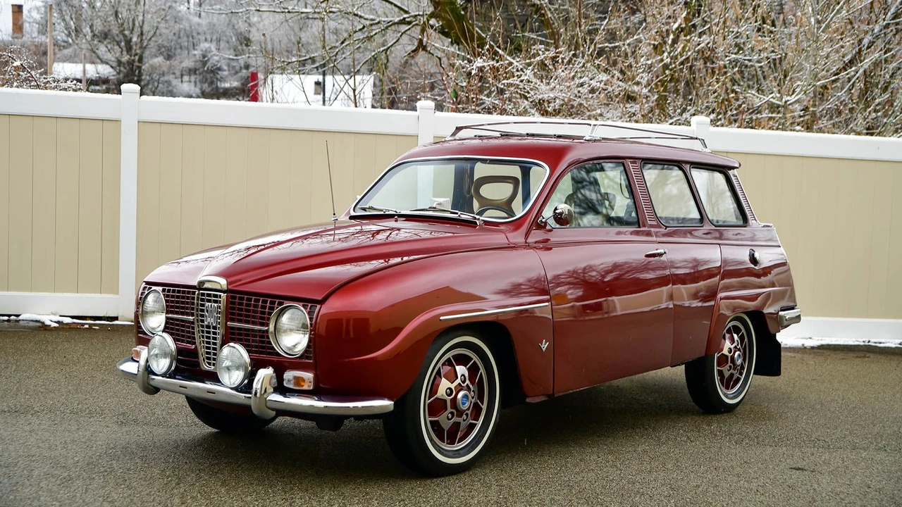 1967 Saab 95 - Image 13 of 31