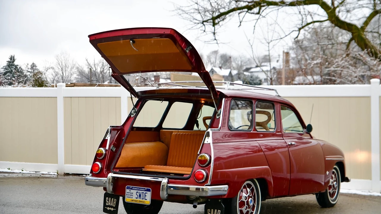 1967 Saab 95 - Image 15 of 31