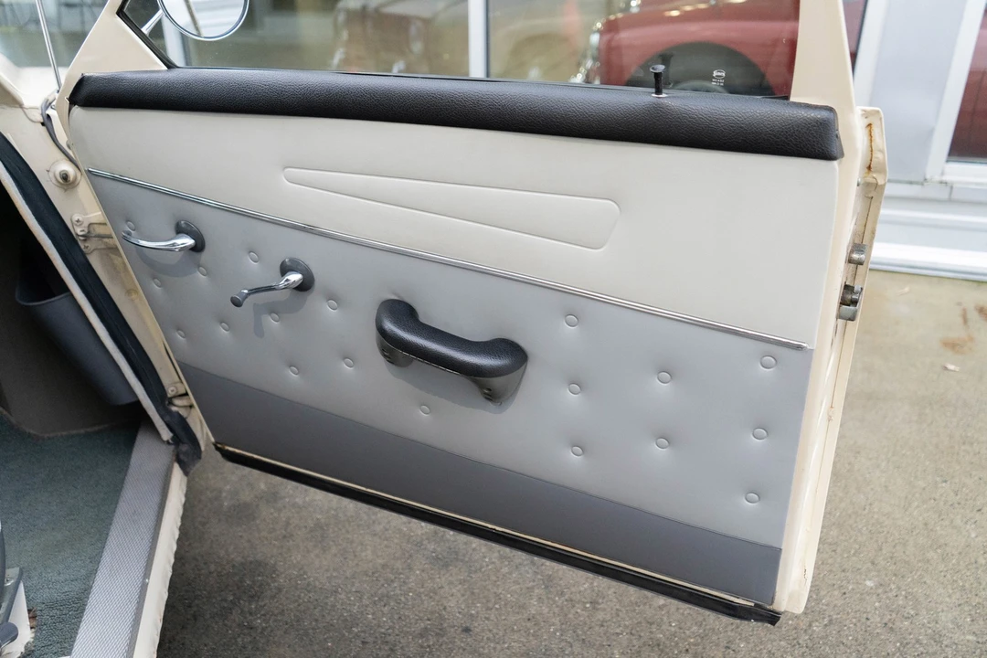 1967 Saab 96 - Image 22 of 31