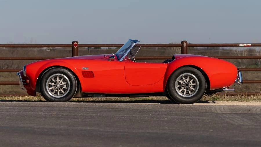 1967 Shelby Cobra 427 - Image 2 of 20