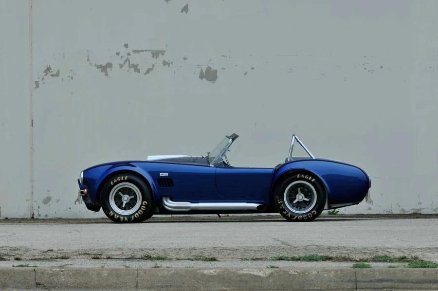 1967 Shelby Cobra 427 - Image 2 of 12