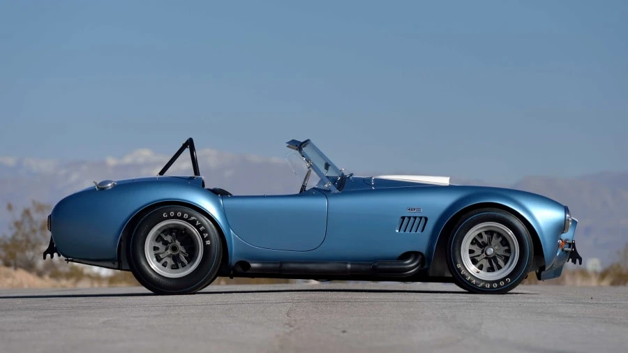 1967 Shelby Cobra 427 - Image 2 of 20