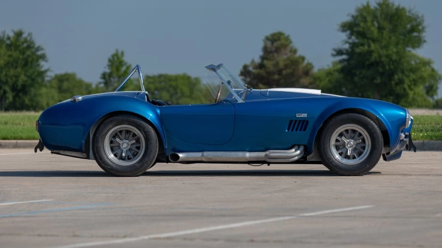 1967 Shelby Cobra 427 - Image 2 of 26