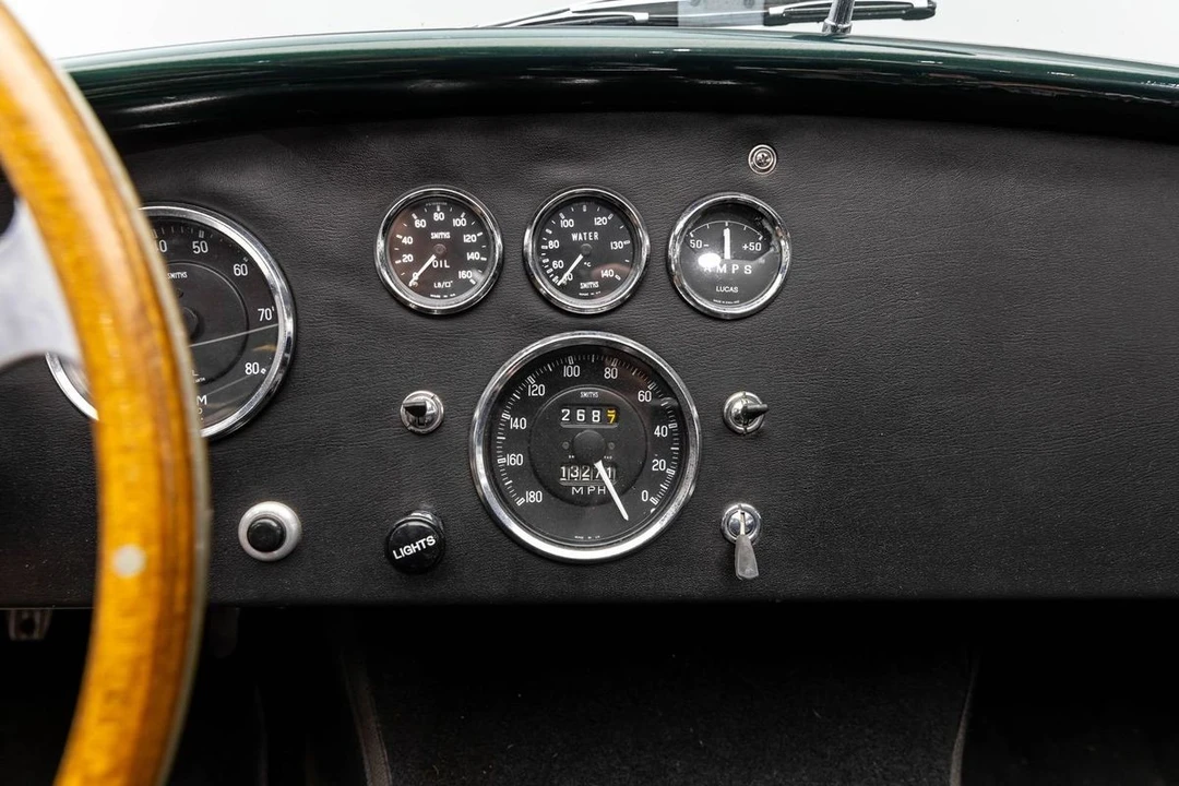 1967 Shelby Cobra 427 - Image 24 of 31