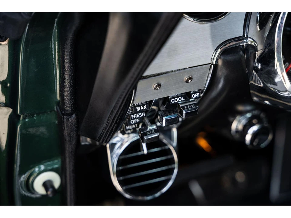 1967 Shelby GT350 - Image 29 of 31