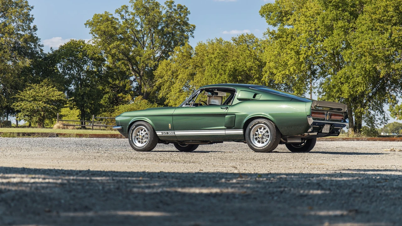 1967 Shelby GT350 - Image 29 of 31
