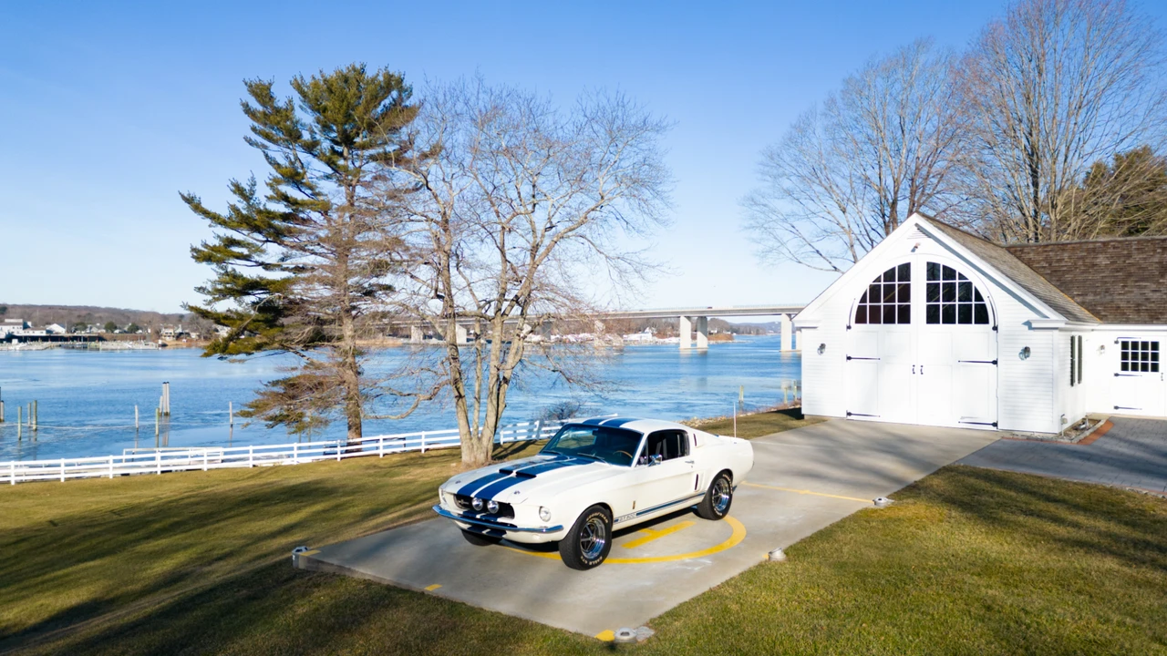 1967 Shelby GT500 - Image 3 of 31