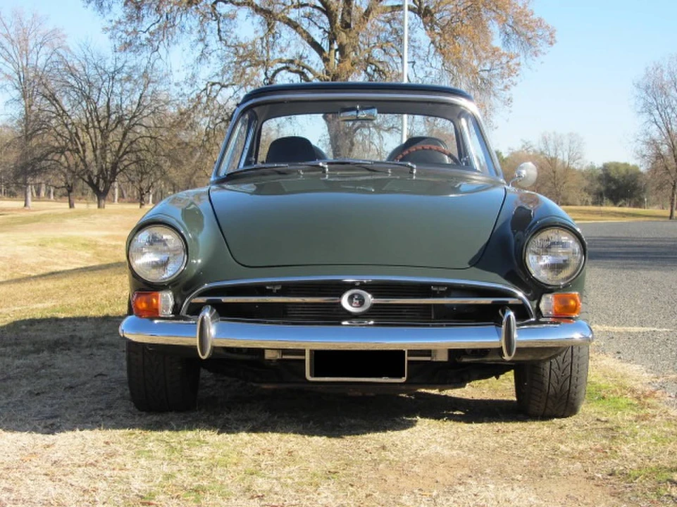 1967 Sunbeam Alpine Series V - Image 2 of 31