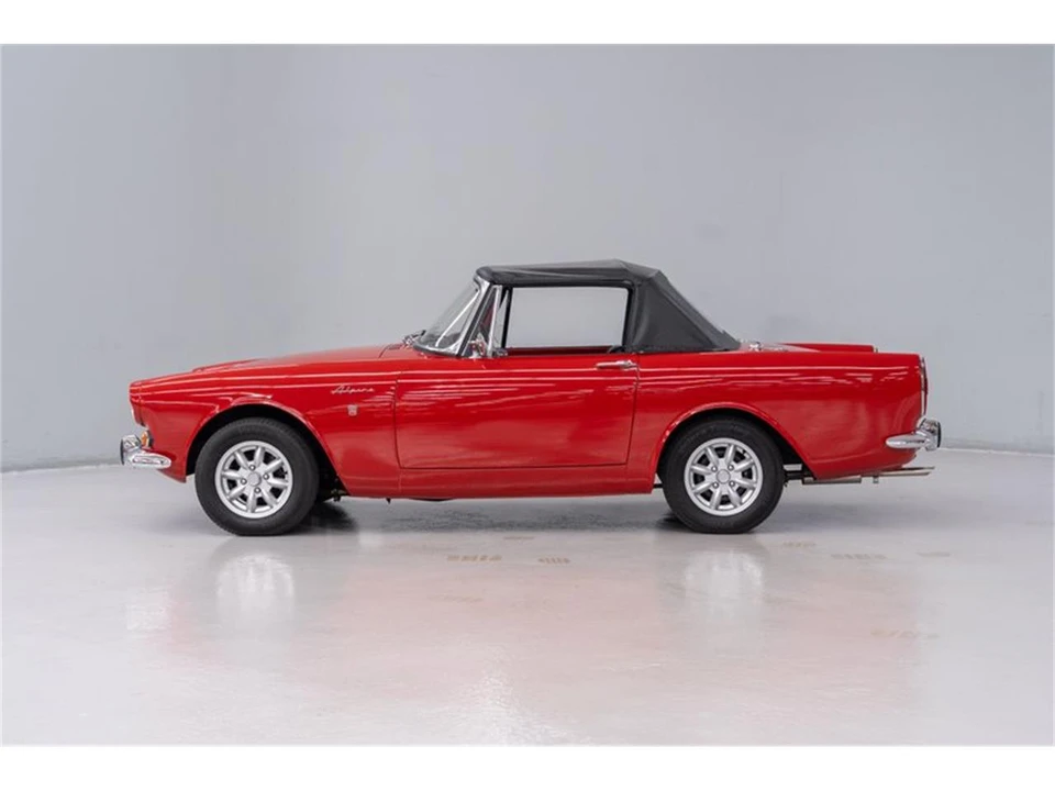 1967 Sunbeam Alpine Series V - Image 2 of 31