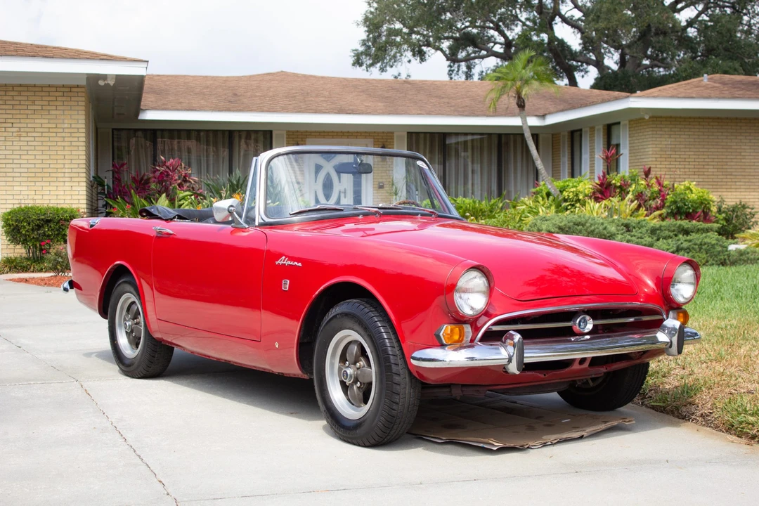 1967 Sunbeam Alpine Series V - Image 4 of 31