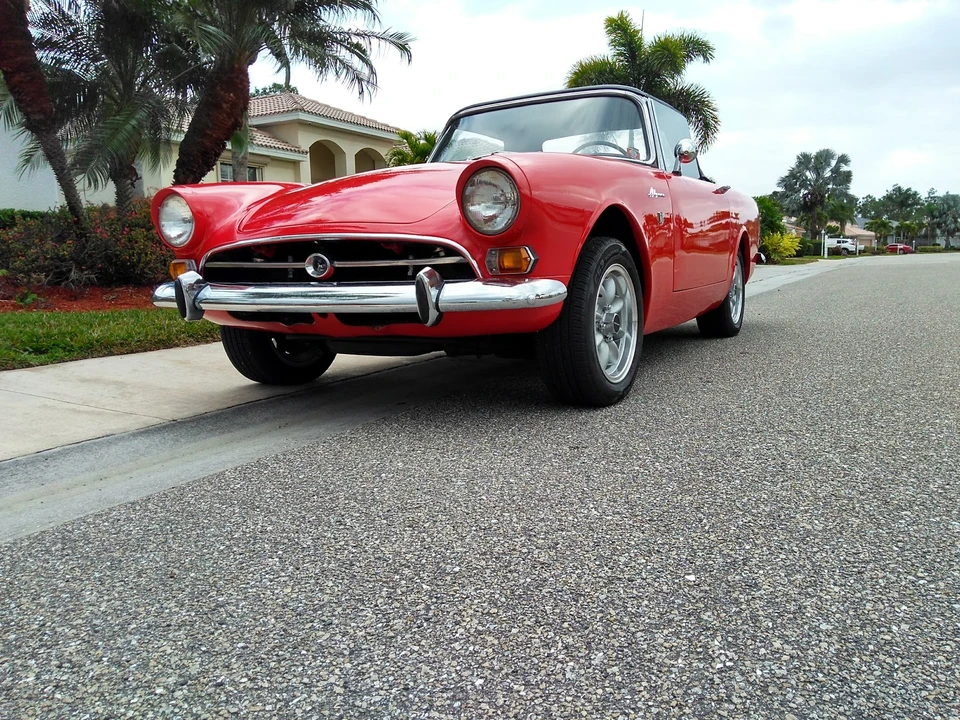 1967 Sunbeam Alpine Series V - Image 14 of 31