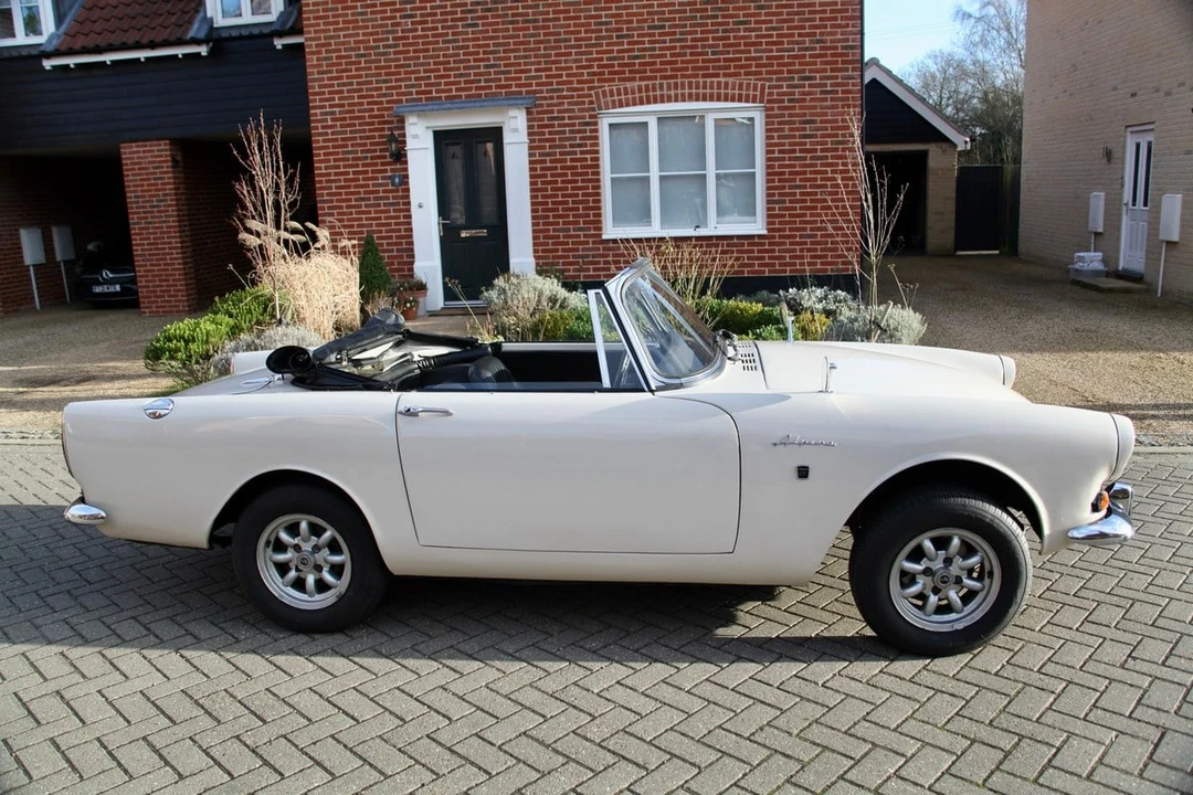 1967 Sunbeam Alpine Series V - Image 15 of 30