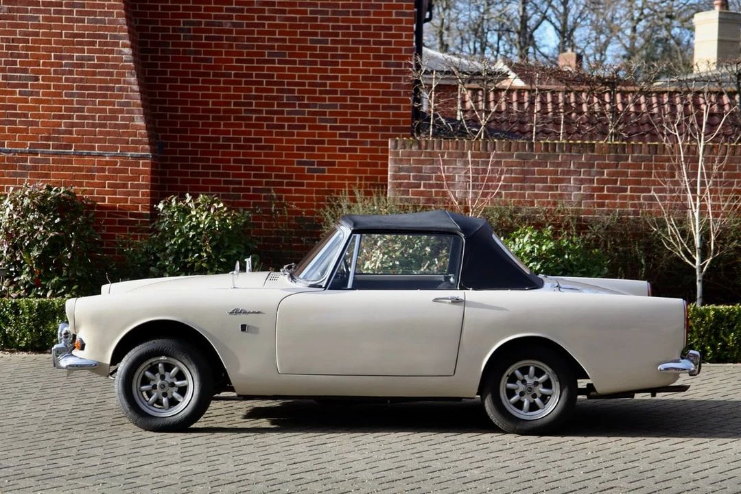 1967 Sunbeam Alpine Series V - Image 23 of 30