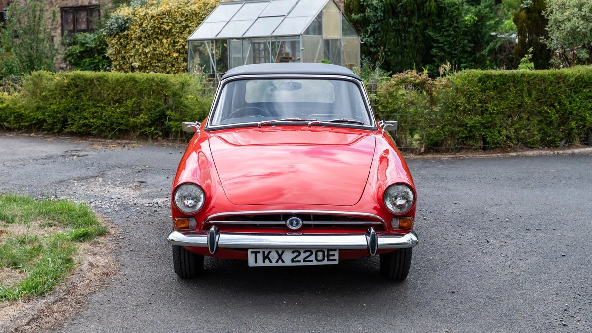 1967 Sunbeam Alpine Series V - Image 10 of 30