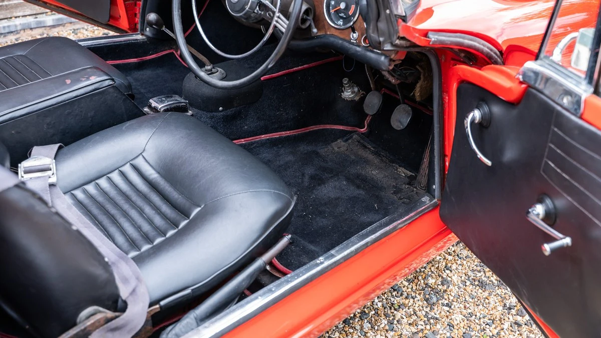 1967 Sunbeam Alpine Series V - Image 25 of 30