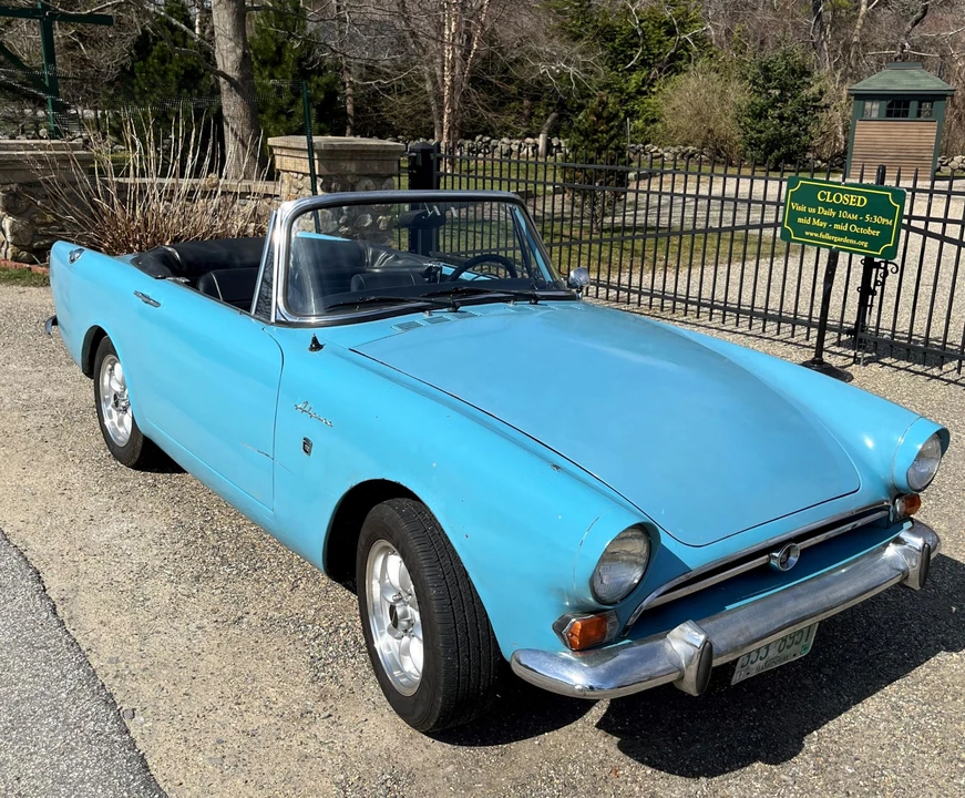 1967 Sunbeam Alpine Series V - Image 2 of 31