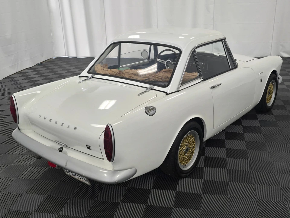 1967 Sunbeam Alpine Series V - Image 10 of 31