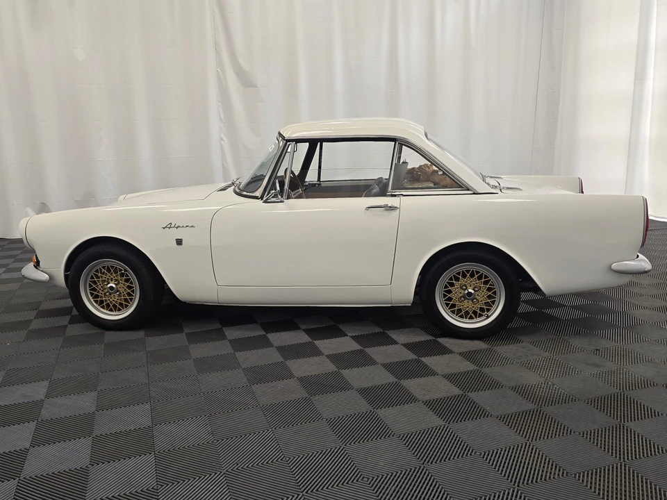 1967 Sunbeam Alpine Series V - Image 15 of 31