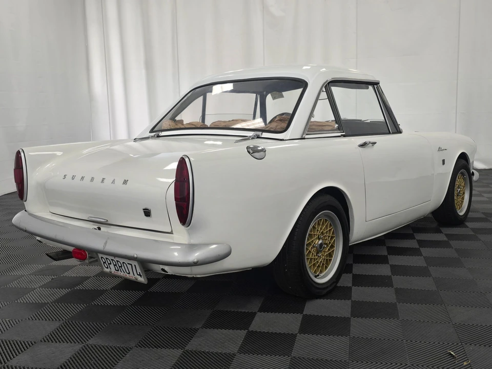 1967 Sunbeam Alpine Series V - Image 9 of 31
