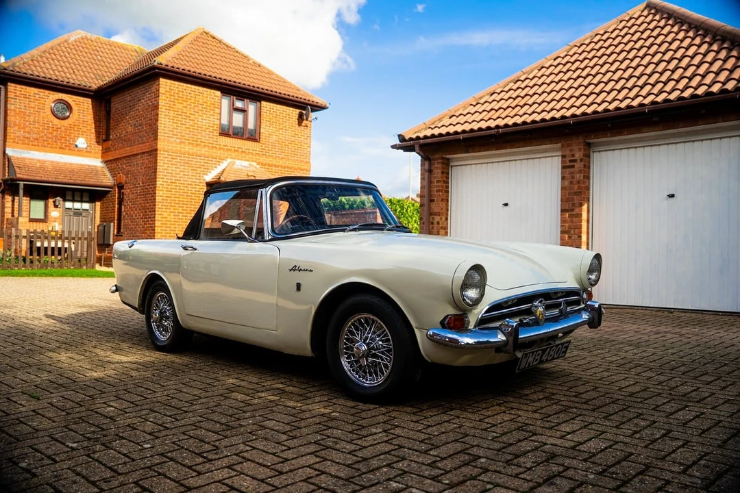 1967 Sunbeam Alpine Series V - Image 10 of 30