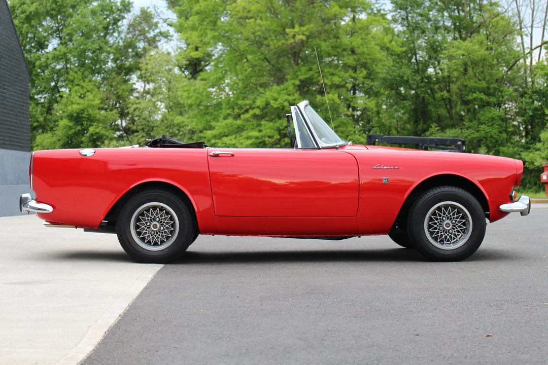 1967 Sunbeam Alpine Series V - Image 14 of 31