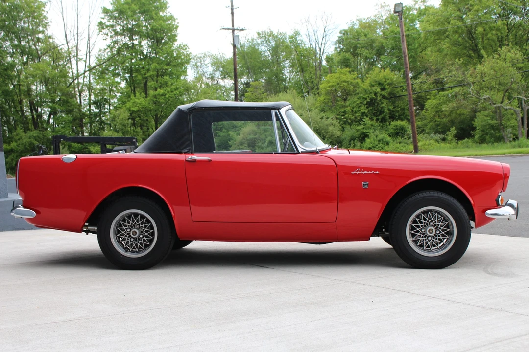 1967 Sunbeam Alpine Series V - Image 5 of 31