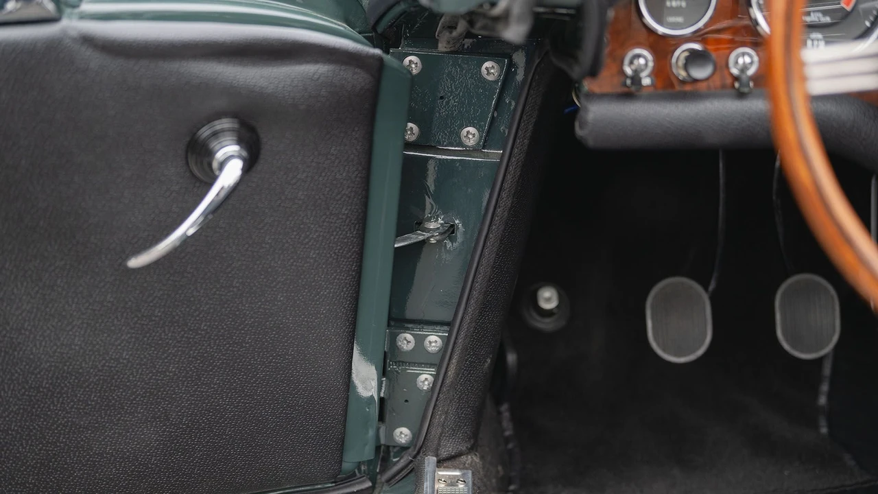 1967 Sunbeam Tiger Mark II - Image 24 of 31