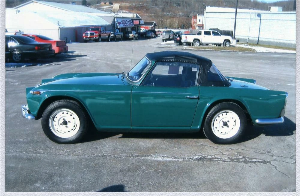 1967 Triumph TR4A - Image 5 of 5