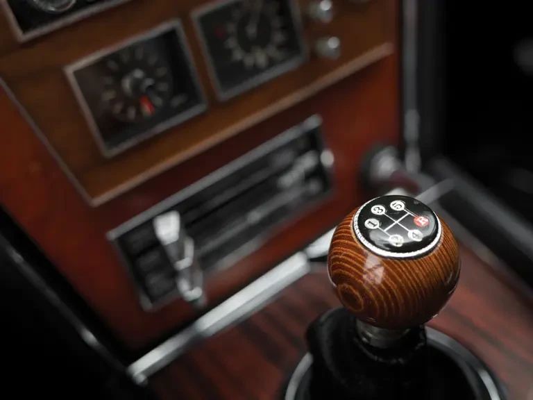 1967 Toyota 2000GT - Image 19 of 27