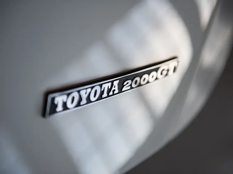 1967 Toyota 2000GT - Image 10 of 31