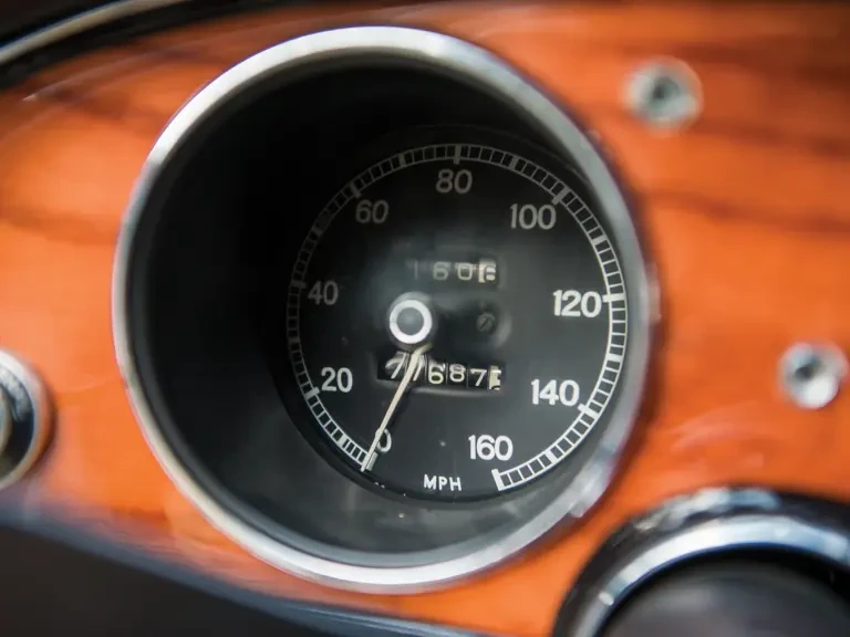1967 Toyota 2000GT - Image 23 of 30