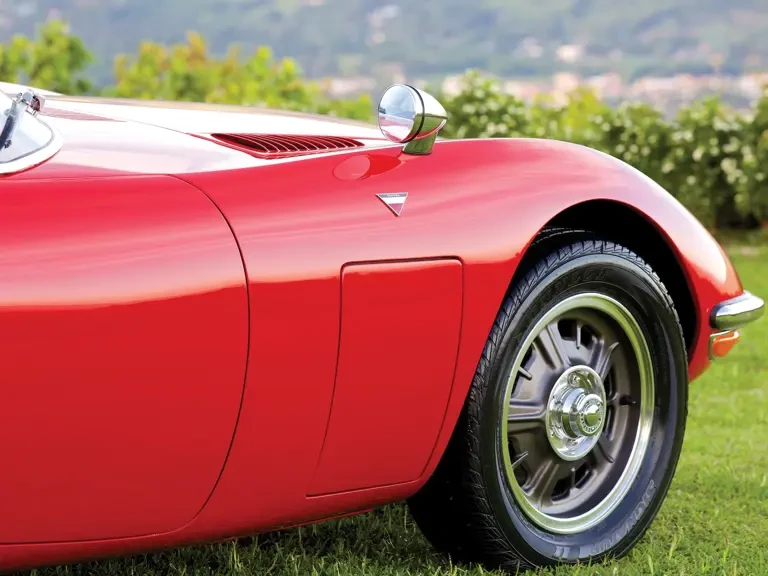 1967 Toyota 2000GT - Image 12 of 25