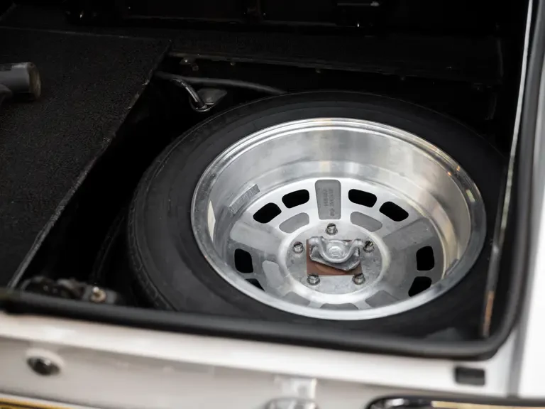 1967 Toyota 2000GT - Image 24 of 27