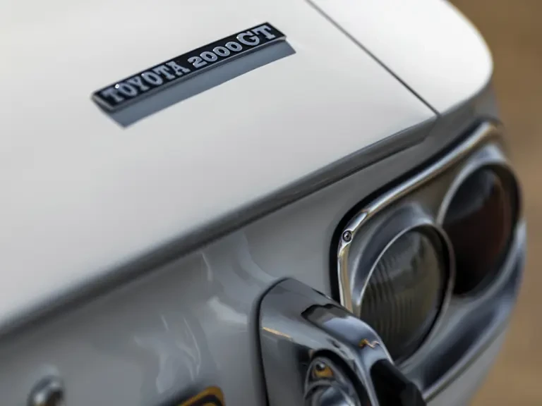1967 Toyota 2000GT - Image 7 of 30